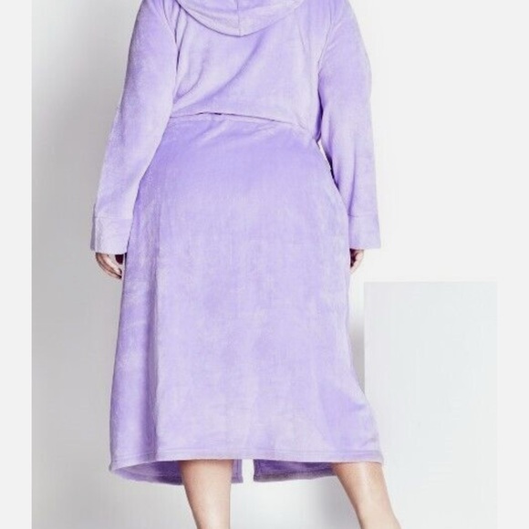 Plus Size Robe Lavender - Picture 2 of 12